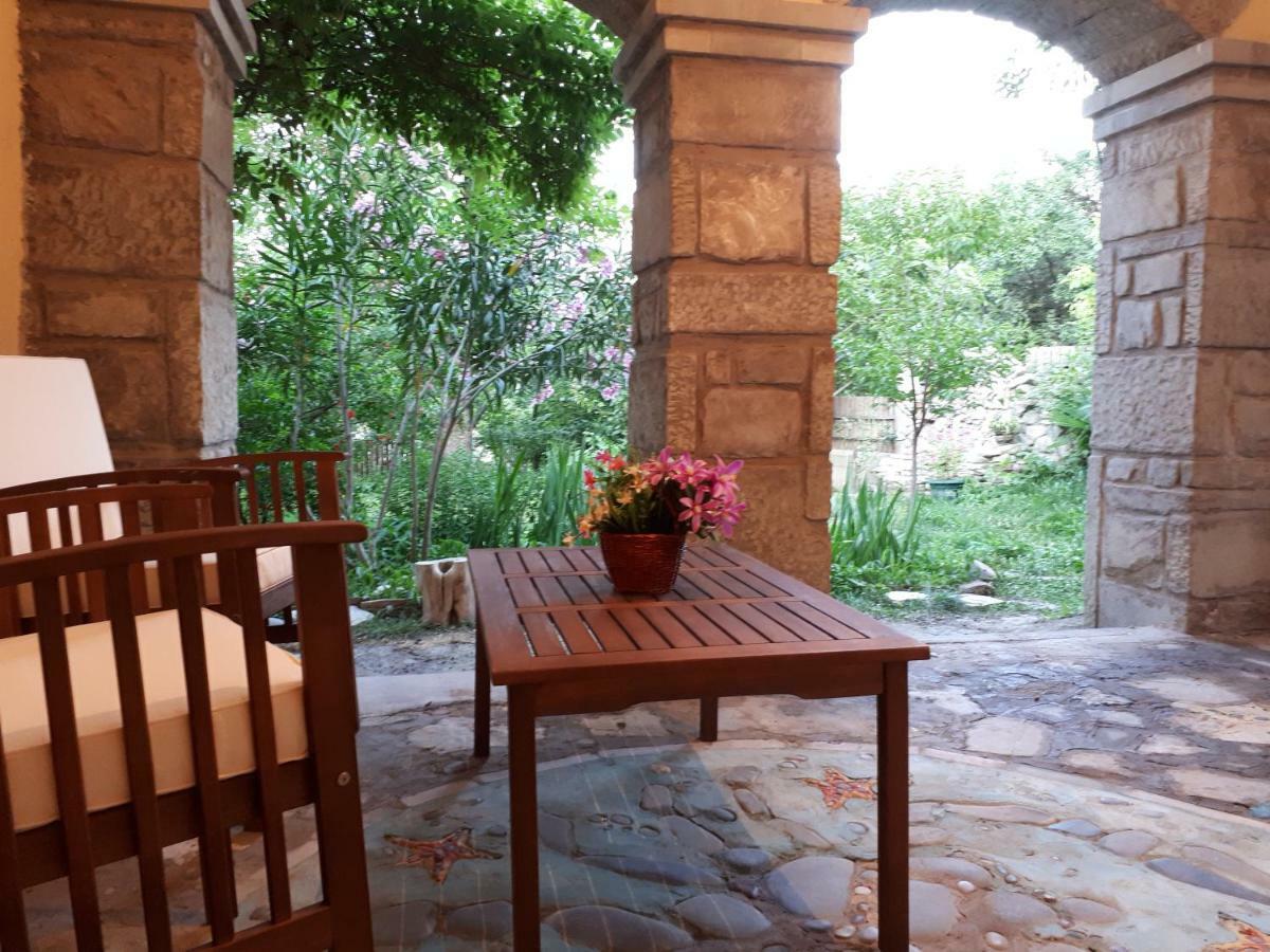 Old House Apartment With Garden Area Mtsʼkhetʼa Екстериор снимка